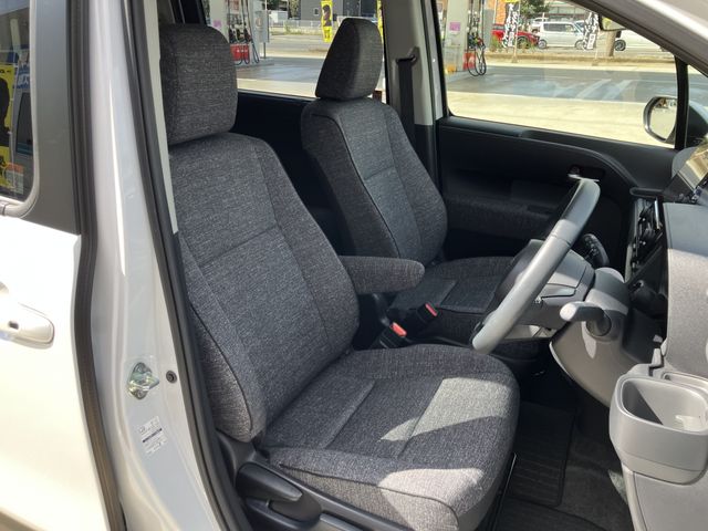 TOYOTA SIENTA HYBRID 2024 Image 31