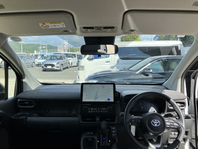 TOYOTA SIENTA HYBRID 2024 Image 31