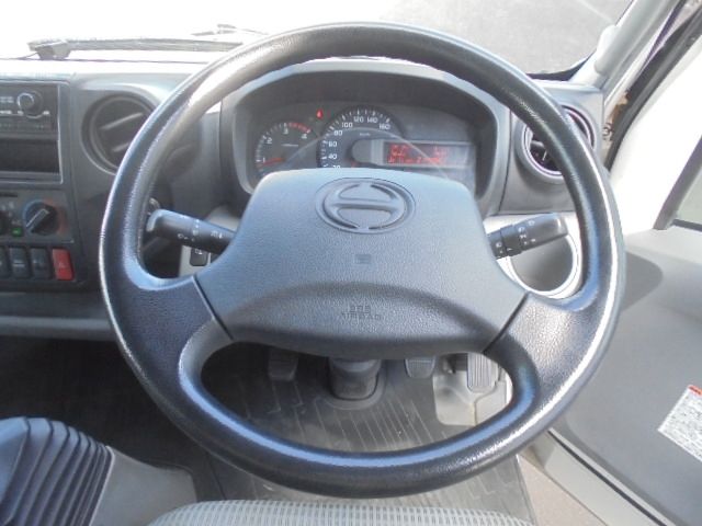 HINO DUTRO 2013 Image 31