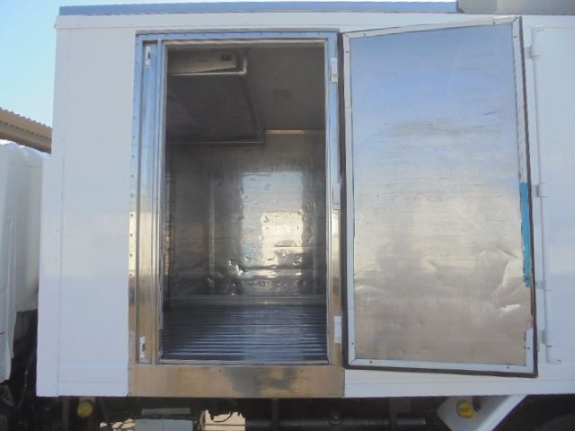 HINO DUTRO 2013 Image 31