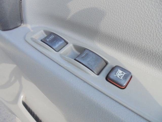 HINO DUTRO 2013 Image 31