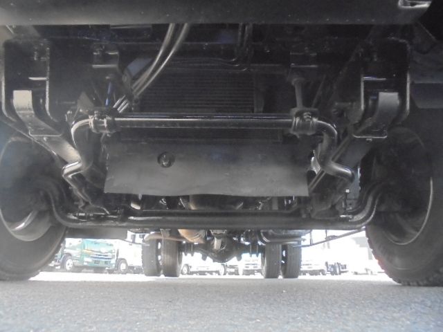 HINO DUTRO 2013 Image 31