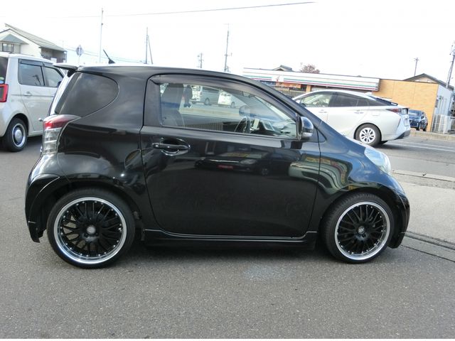 TOYOTA IQ 2009 Image 31