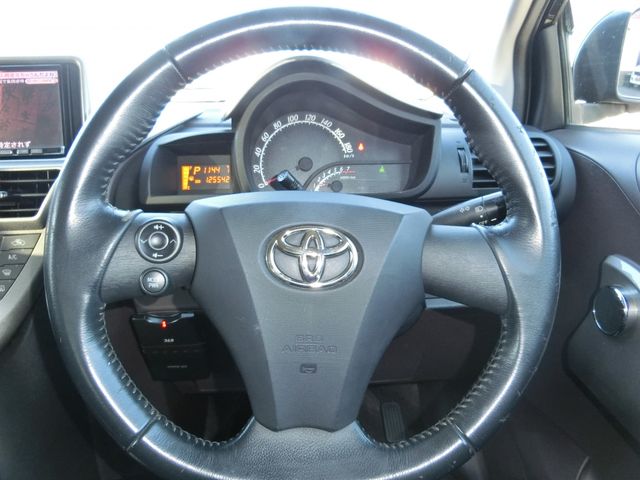 TOYOTA IQ 2009 Image 31