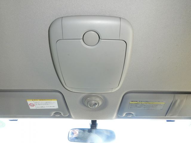 TOYOTA IQ 2009 Image 31