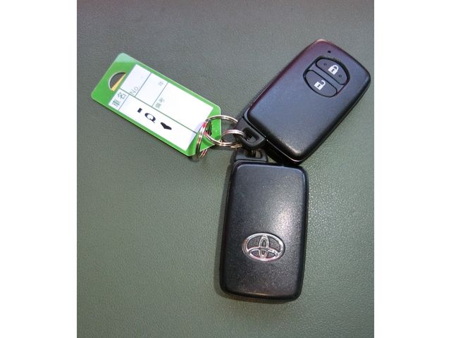 TOYOTA IQ 2009 Image 31