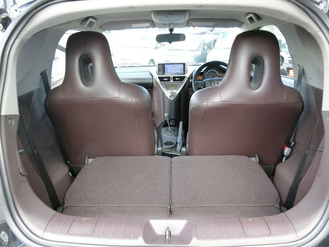 TOYOTA IQ 2009 Image 31