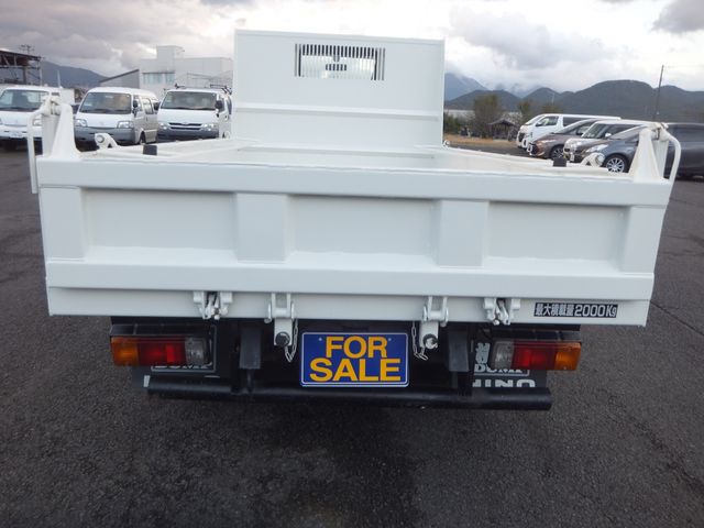 HINO DUTRO 2014 Image 31