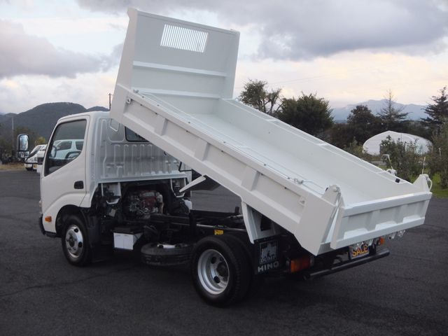 HINO DUTRO 2014 Image 31