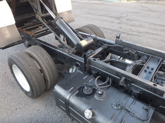 HINO DUTRO 2014 Image 31