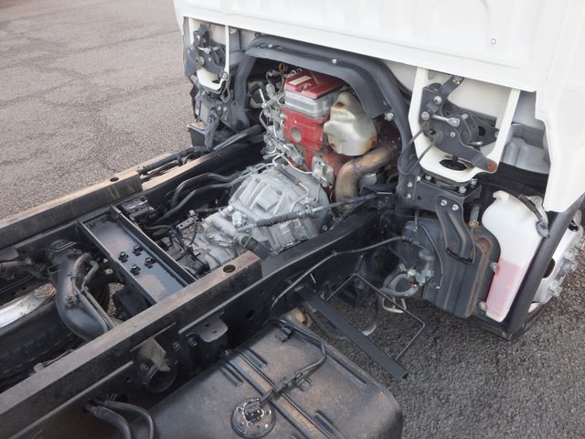 HINO DUTRO 2014 Image 31