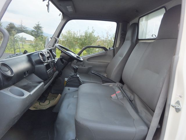 HINO DUTRO 2014 Image 31