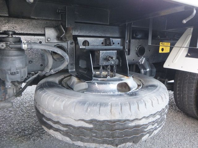 HINO DUTRO 2014 Image 31