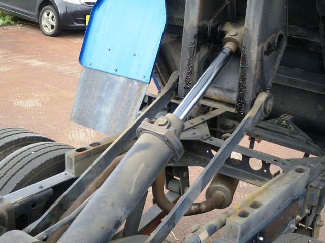 ISUZU ELF 2003 Image 31