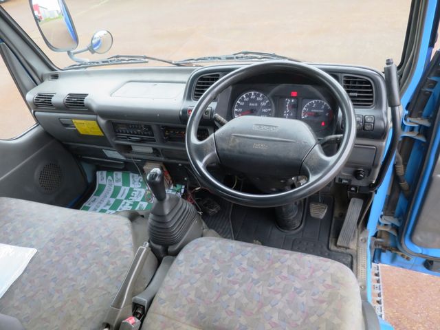 ISUZU ELF 2003 Image 31