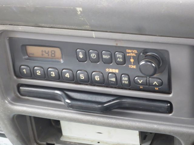 ISUZU ELF 2003 Image 31