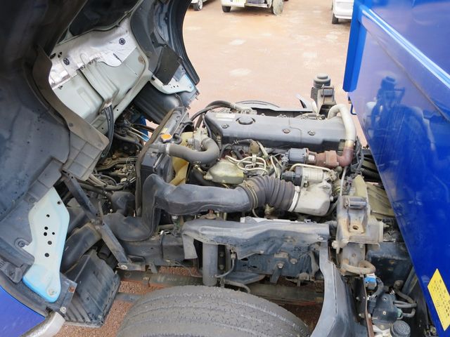 ISUZU ELF 2003 Image 31