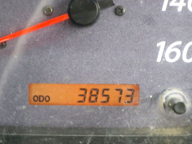 ISUZU ELF 2003 Image 31