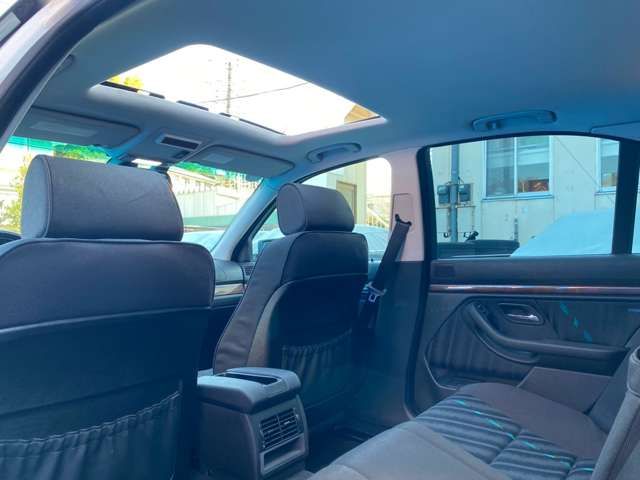 ALPINA B10 LIMOUSINE 2001 Image 31