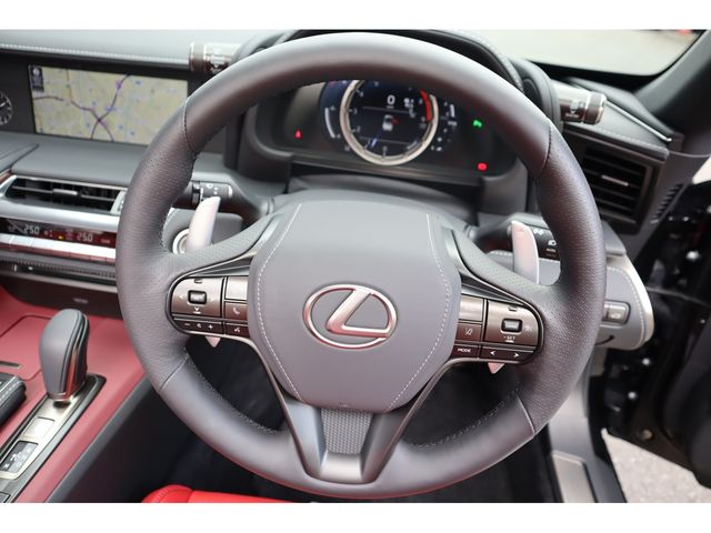 TOYOTA LEXUS LC500 CONVERTI 2020 Image 31