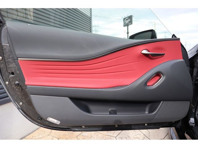 TOYOTA LEXUS LC500 CONVERTI 2020 Image 31