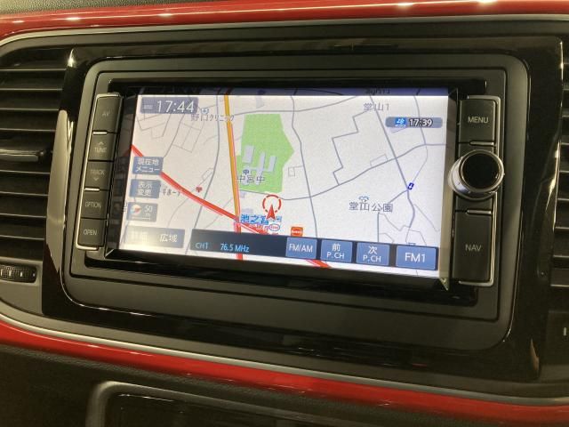 VOLKSWAGEN THE BEETL 2018 Image 31