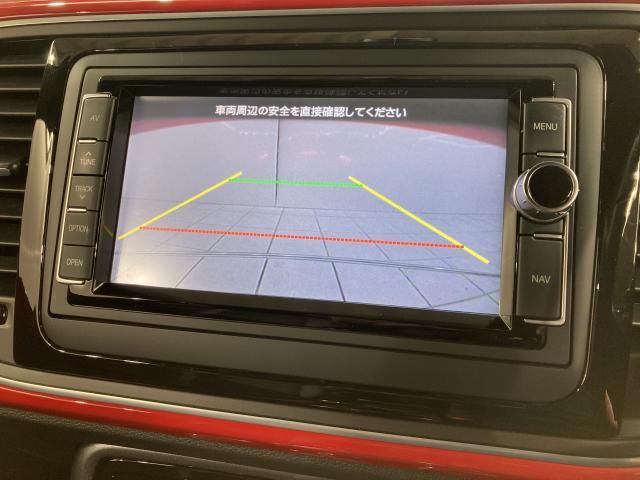 VOLKSWAGEN THE BEETL 2018 Image 31