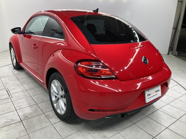 VOLKSWAGEN THE BEETL 2018 Image 31