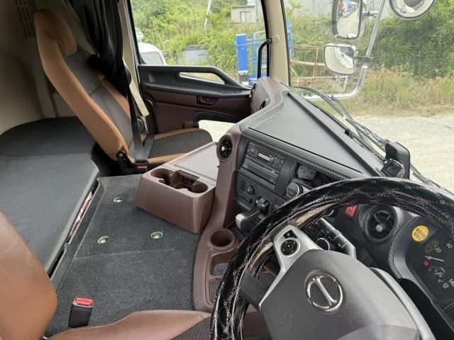 HINO PROFIA 2019 Image 31