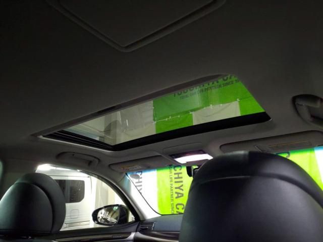 TOYOTA LEXUS LS460 2016 Image 31