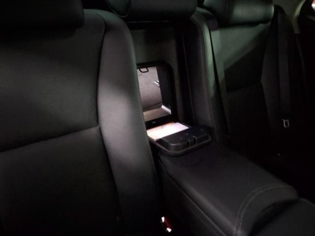 TOYOTA LEXUS LS460 2016 Image 31