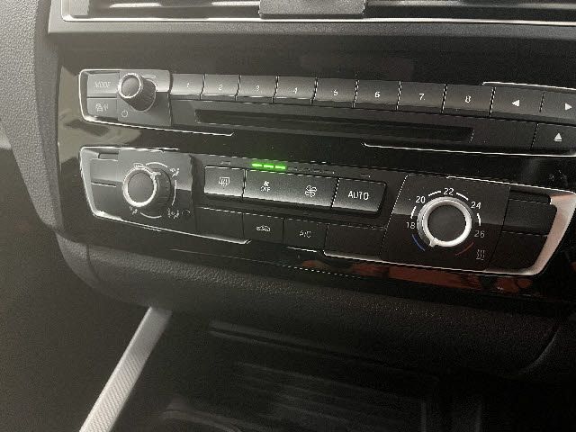 BMW 1SERIES 2016 Image 31