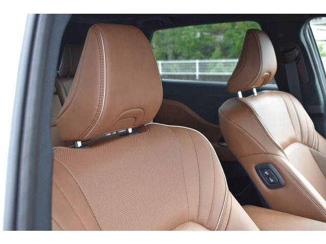 TOYOTA CROWN ESTATE 4WD 2025 Image 31