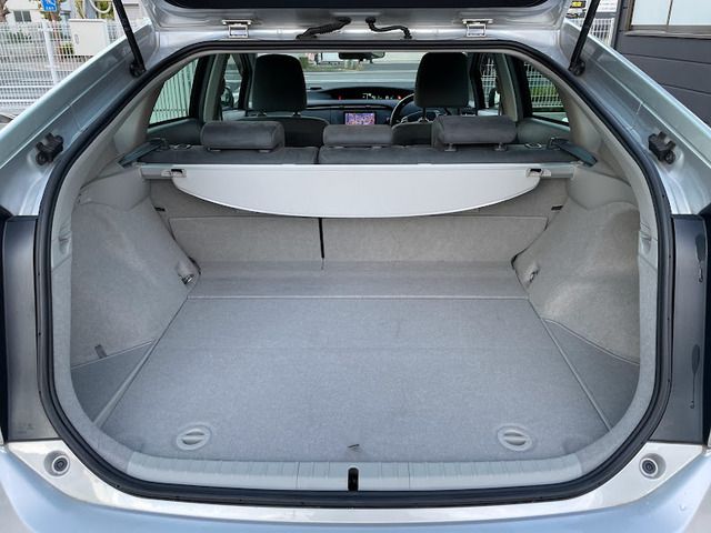 TOYOTA PRIUS 2010 Image 31