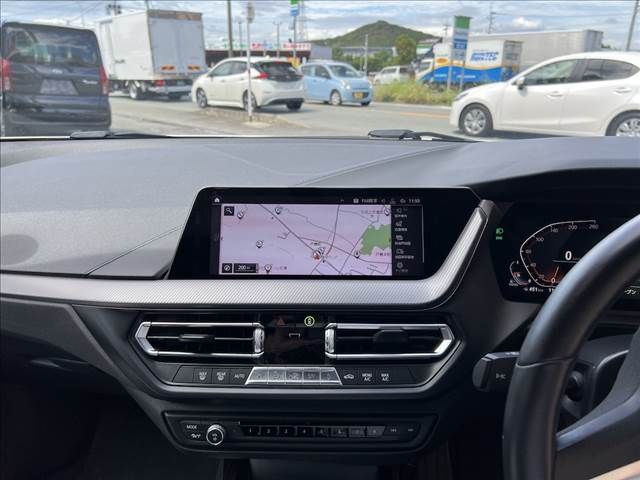 BMW 1SERIES 2020 Image 31