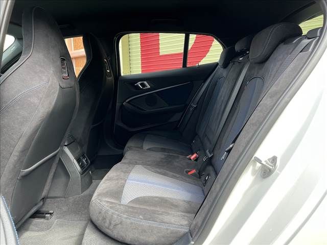 BMW 1SERIES 2020 Image 31