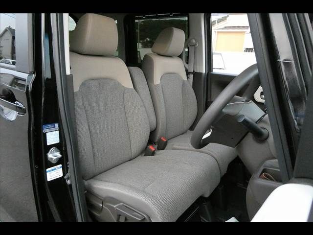 HONDA N BOX 2022 Image 31