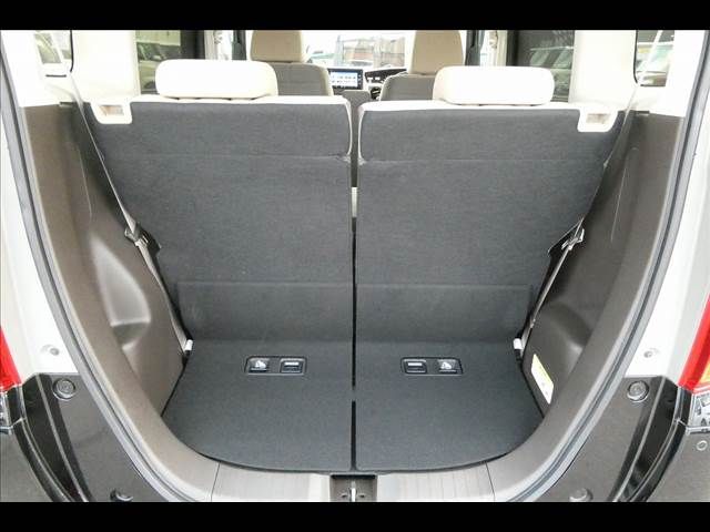 HONDA N BOX 2022 Image 31