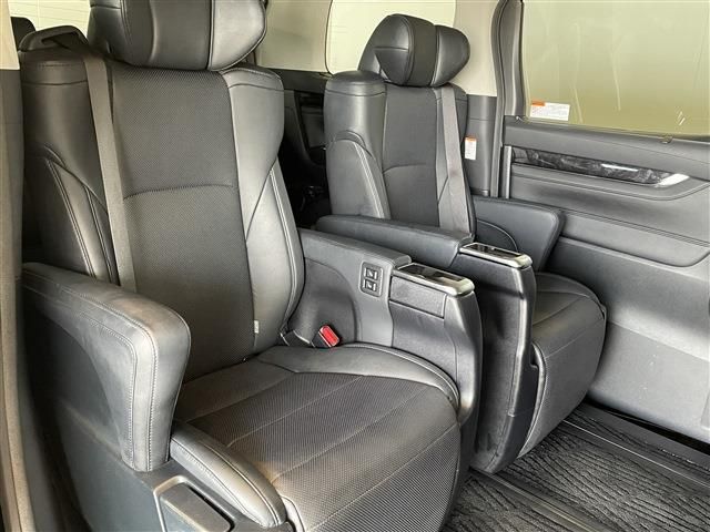 TOYOTA VELLFIRE 2019 Image 31