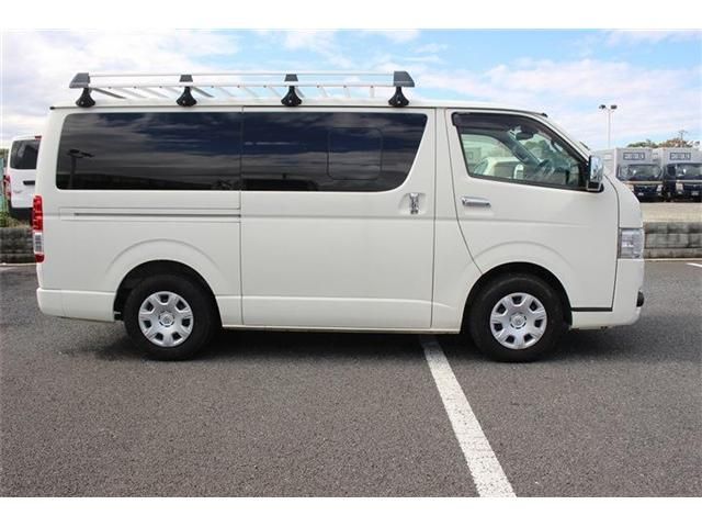 TOYOTA HIACE VAN 2WD 2020 Image 31