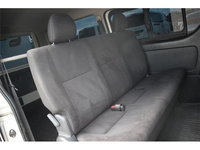 TOYOTA HIACE VAN 2WD 2020 Image 31