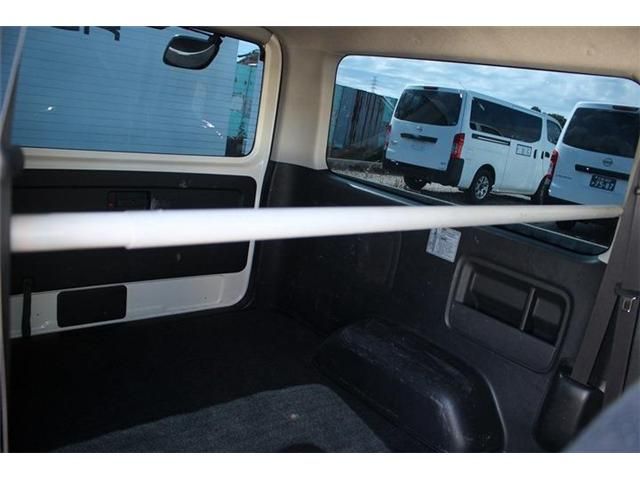 TOYOTA HIACE VAN 2WD 2020 Image 31