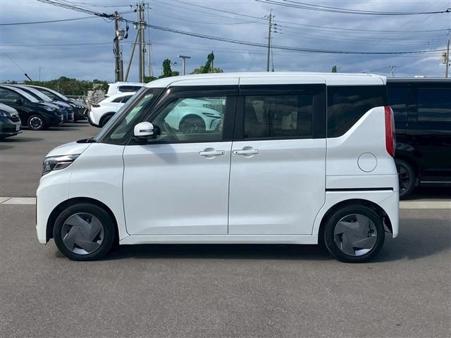 NISSAN ROOX 2024 Image 31