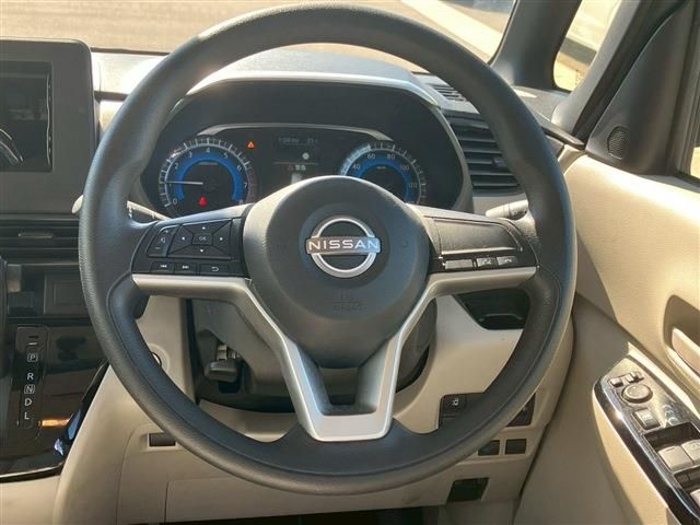 NISSAN ROOX 2024 Image 31