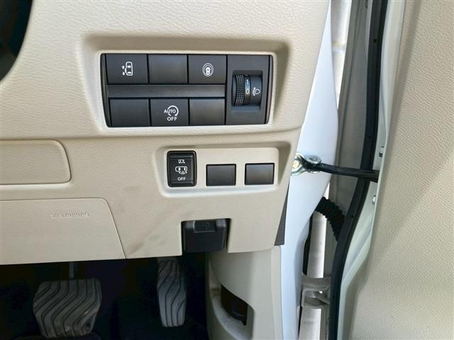 NISSAN ROOX 2024 Image 31