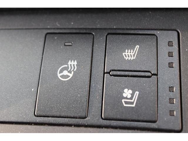 TOYOTA LEXUS IS200T 2016 Image 31