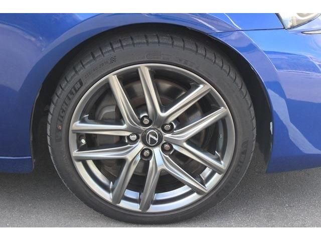 TOYOTA LEXUS IS200T 2016 Image 31