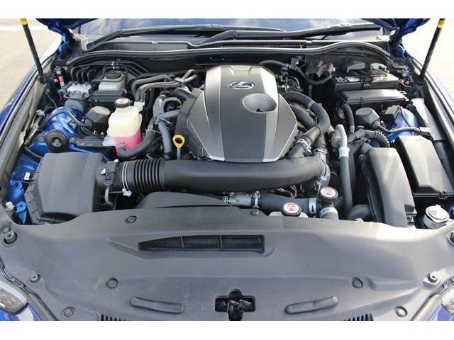 TOYOTA LEXUS IS200T 2016 Image 31