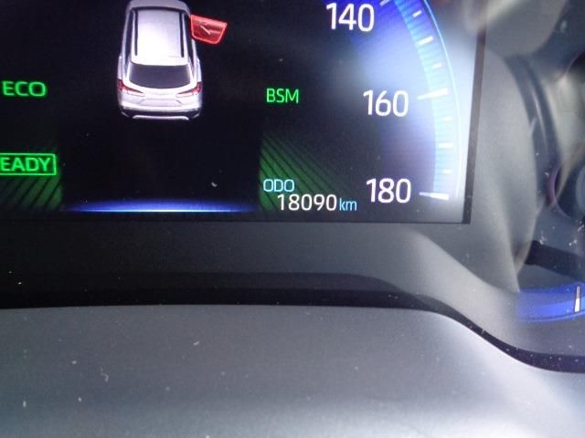 TOYOTA COROLLA CROSS HYBRID 2023 Image 31