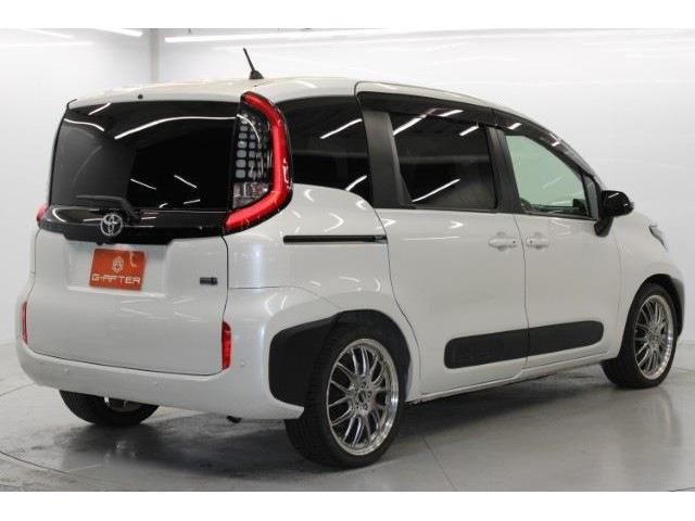 TOYOTA SIENTA HYBRID 2022 Image 31